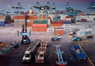 images/stories/puerto_de_algeciras-contenedores1.jpg