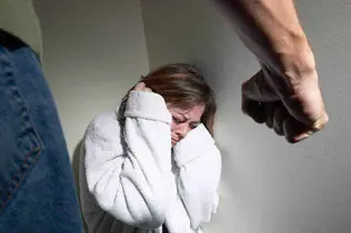 images/stories/abrildos/mujer-maltratada-violencia-genero1.jpg