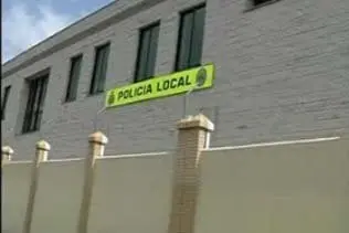 images/stories/2010septiembre2/policialocal66.jpg