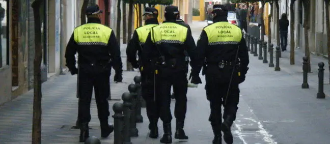 images/stories/2011enero3/policia local.jpg