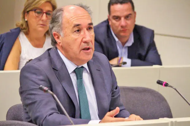 18-10-18-Landaluce-Comisi&oacute;n-Entidades-Locales-e1539887514624