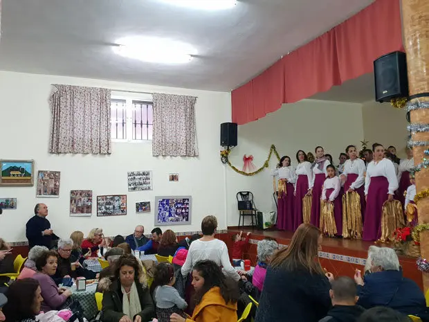 convivencia-navidad-La-V&iacute;a-