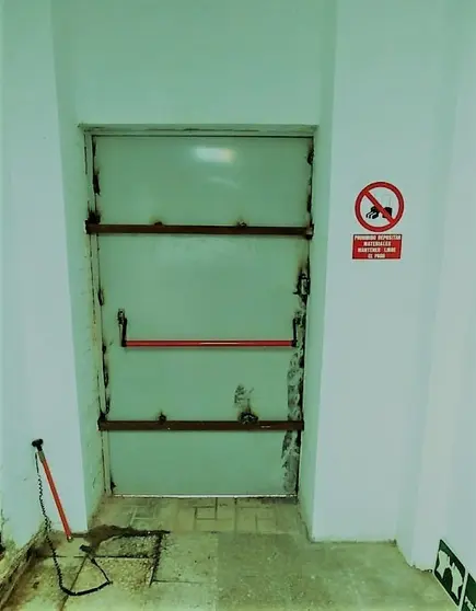PUERTA-DE-EMERGENCIA-AQUALIA-ALGECIRAS-e1546597254900