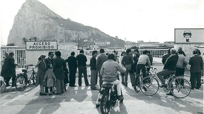 cierre de la verja