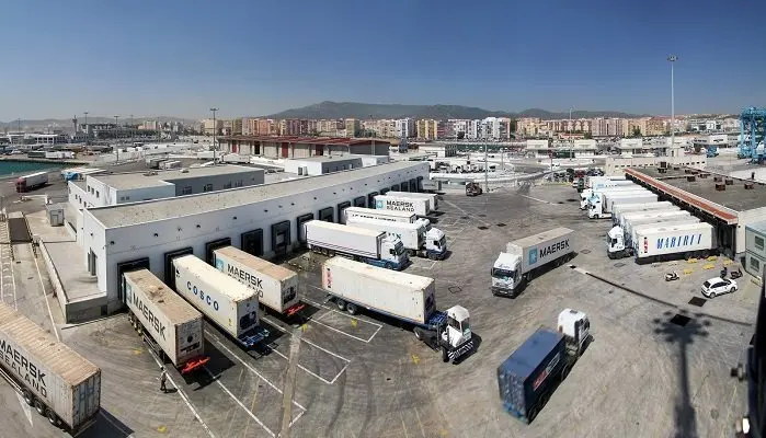 pif_algeciras._a_la_derecha_las_instalaciones_q_reformara_la_apba