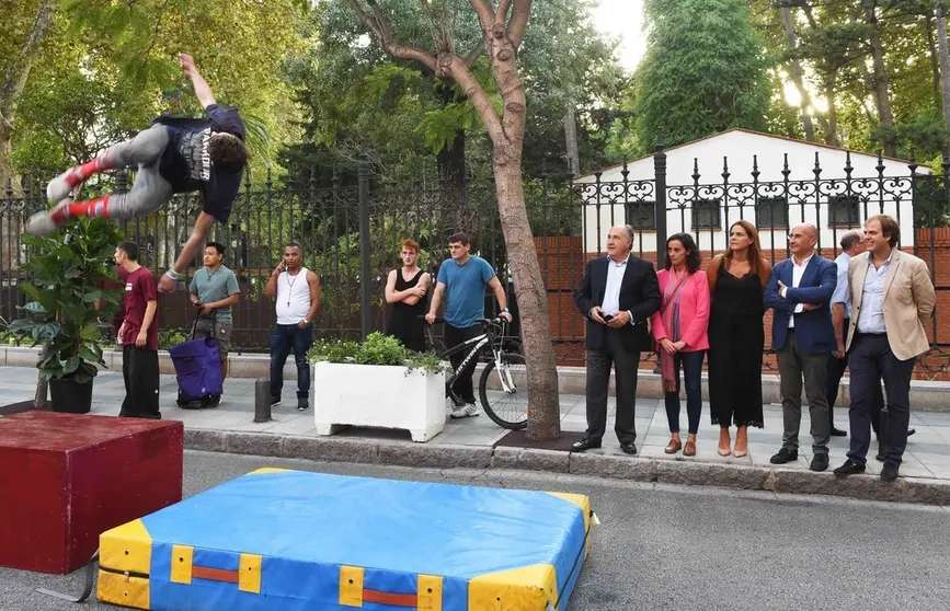 AVENIDA CAPIT&Aacute;N ONTA�'�_N ACTIVIDADES DE CALISTENIA, TRICKING Y BAILE URBANO 