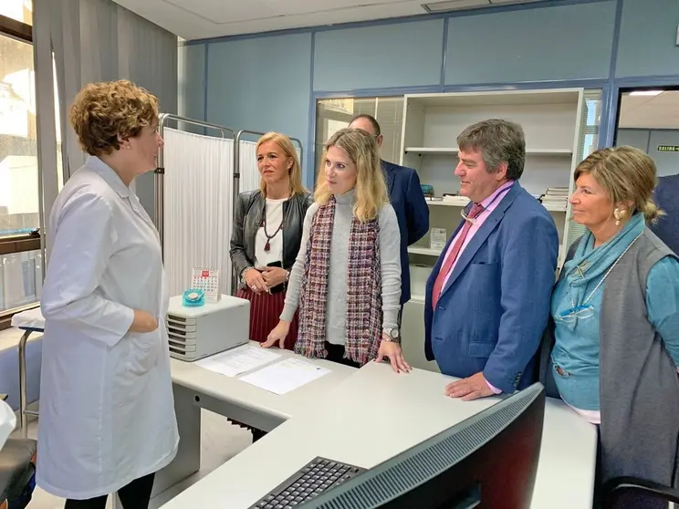 EuropaPress_2518292_Ana_Mestre_visita_la_Unidad_de_Inspecci&oacute;n_del_Campo_de_Gibraltar