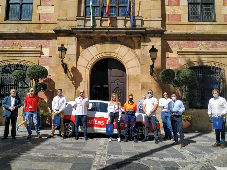 reparto mascarillas