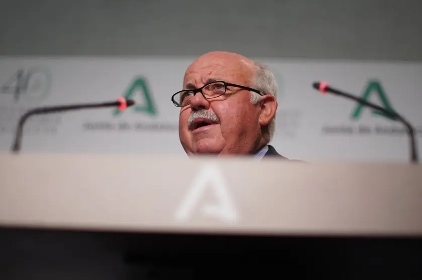 Jes&uacute;s Aguirre, en rueda de prensa.