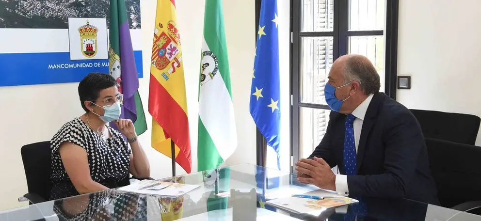2-MINISTRA REUNION CON ALCALDES EN MANCOMUNIDAD 