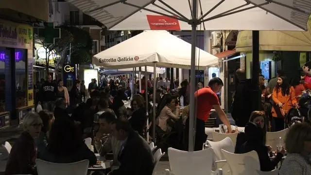 terraza en el centro de algeciras, en archivo.