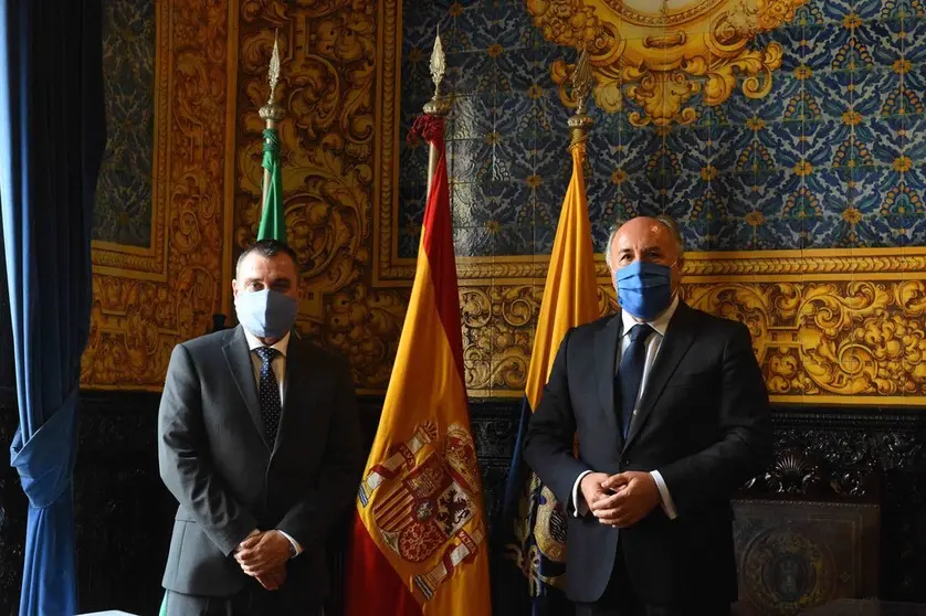 VISITA DELEGADO DE EXTERIORES JUAN JOSE SANZ APARICIO