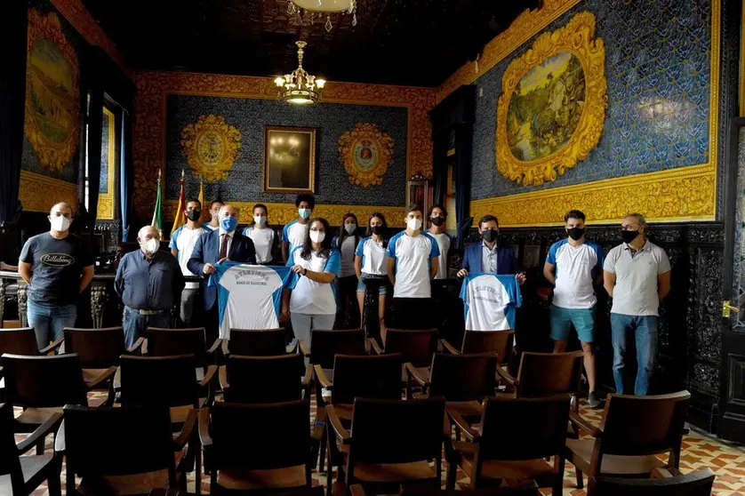2-EQUIPO FEMENINO ATLETISMO CAMPEONAS DE ESPA&Ntilde;A