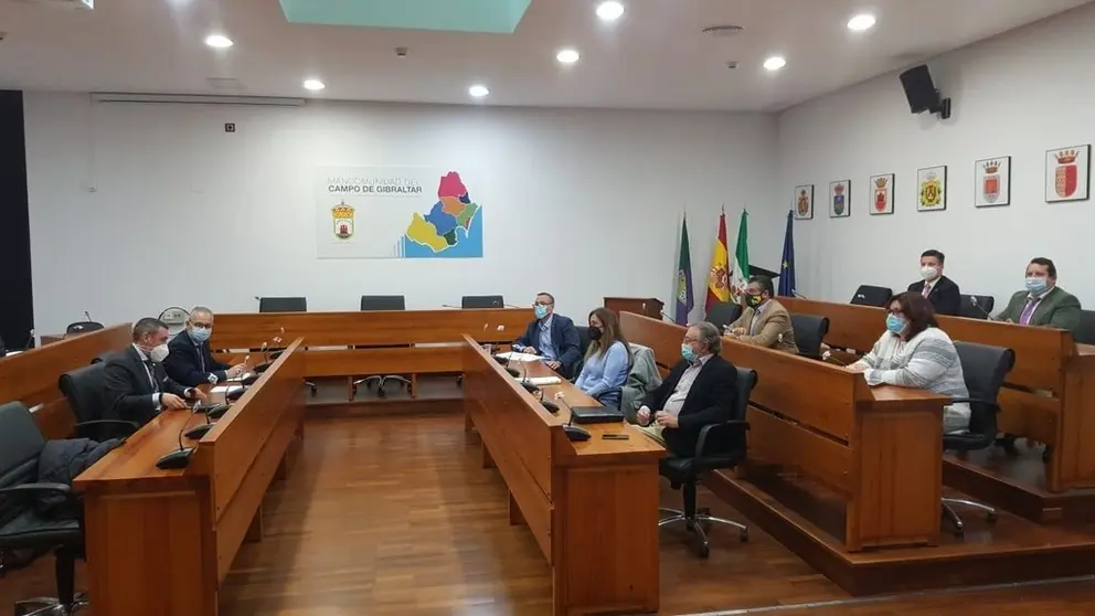 Reuni&oacute;n del grupo transfronterizo en Mancomunidad.