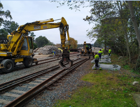 Obras en la l&iacute;nea f&eacute;rrea.