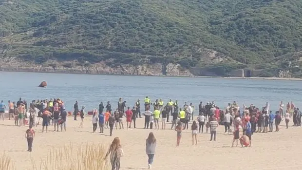 la playa, tras el accidente