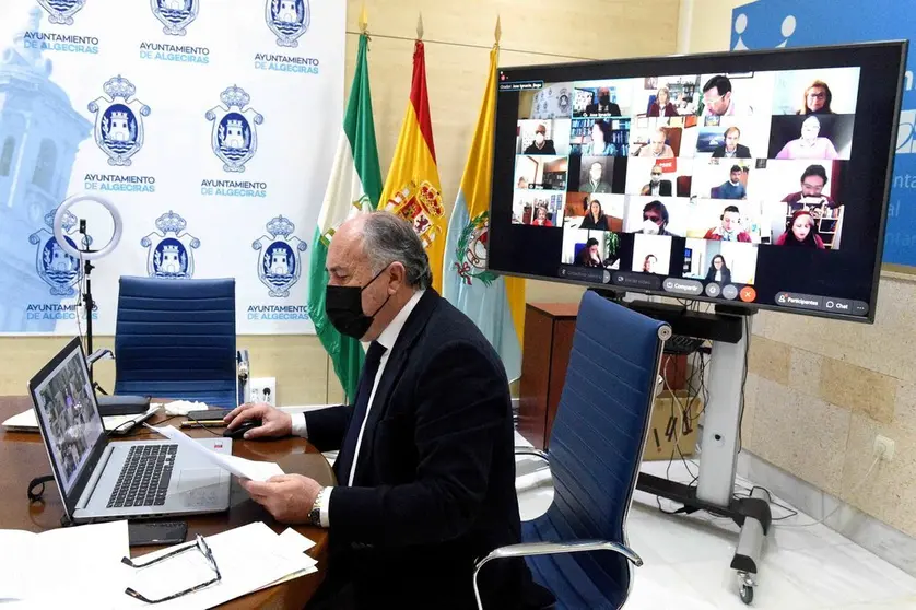 Pleno.
