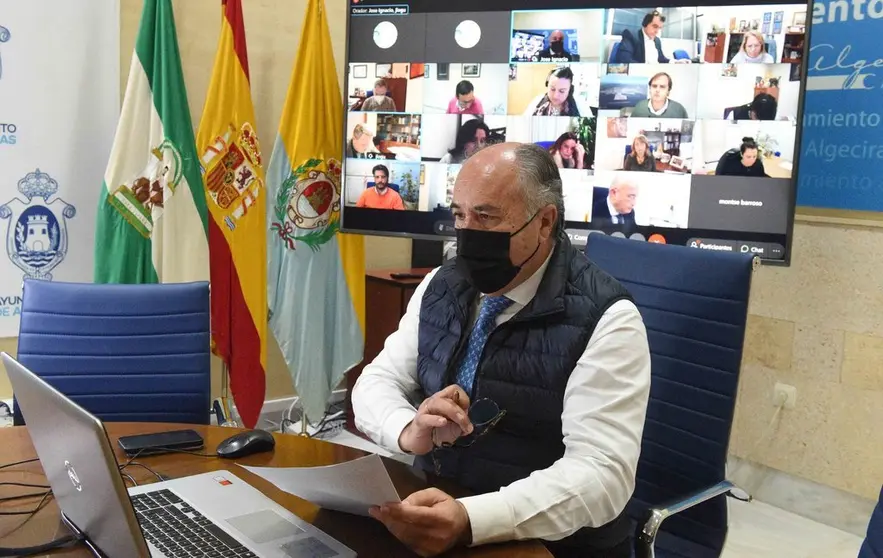 Landaluce, durante la comisi&oacute;n de Hacienda.