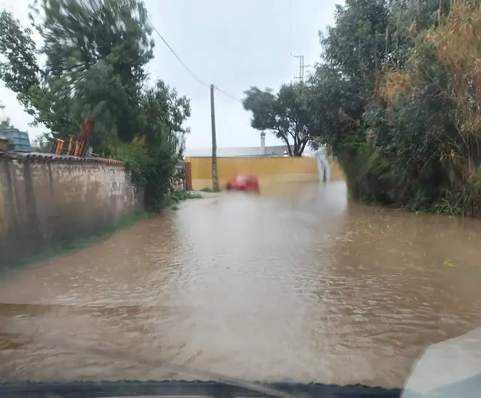 Inundaci&oacute;n en Benhar&aacute;s.
