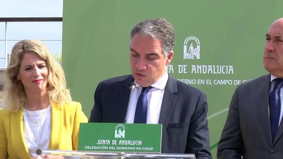 Bendodo, en una visita anterior a Algeciras
