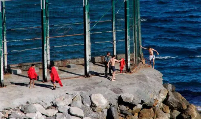 entrada de inmigrantes por el espig&oacute;n