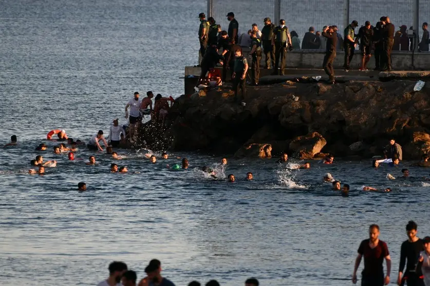 Inmigrantes en el Tarajal