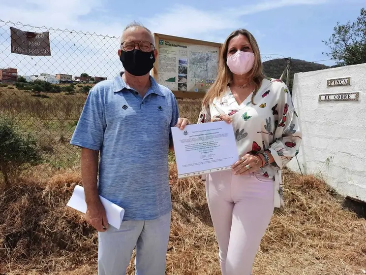 La delegada de Turismo y el delegado de la FAMP.