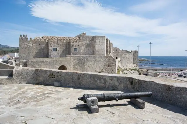 castillo-de-tarifa-001