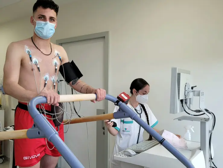 reconocimiento Juan Serrano en Quir&oacute;nsalud Campo de Gibraltar