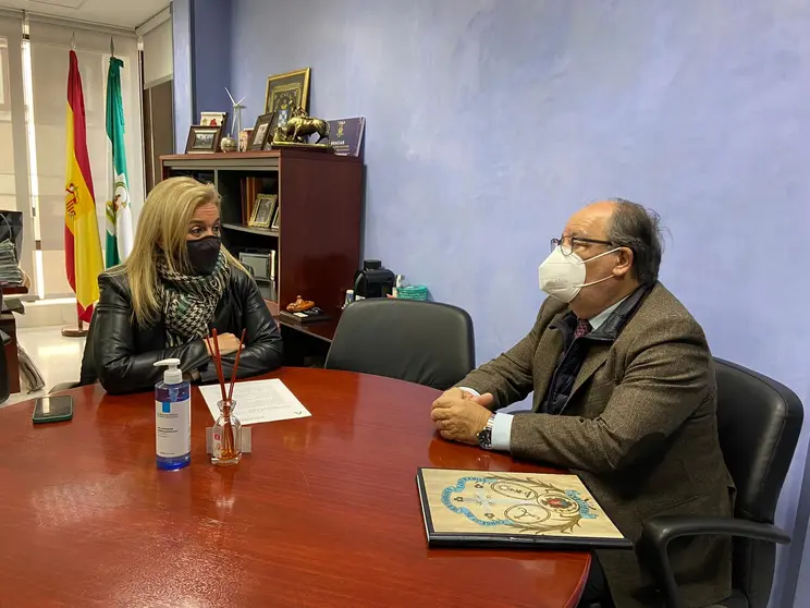 eva pajares y presidente de HHyCC