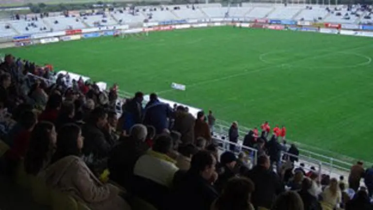 images/stories/marzo/estadio_nuevo_mirador.jpg
