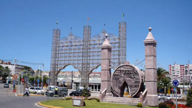 images/stories/abril/feria2.jpg