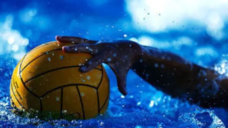 images/stories/abrildos/waterpoloball.jpg