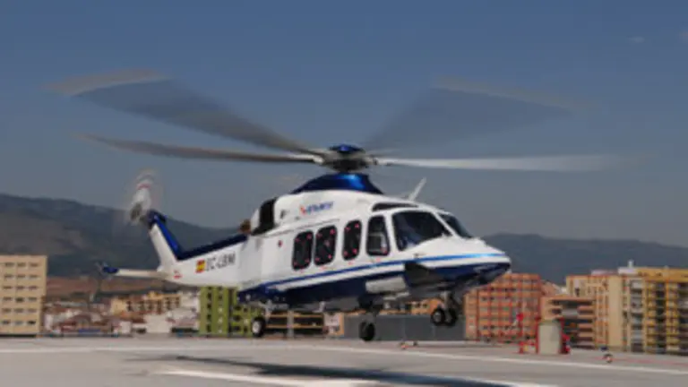 images/stories/junio/000helipuertoprimervuelo.jpg