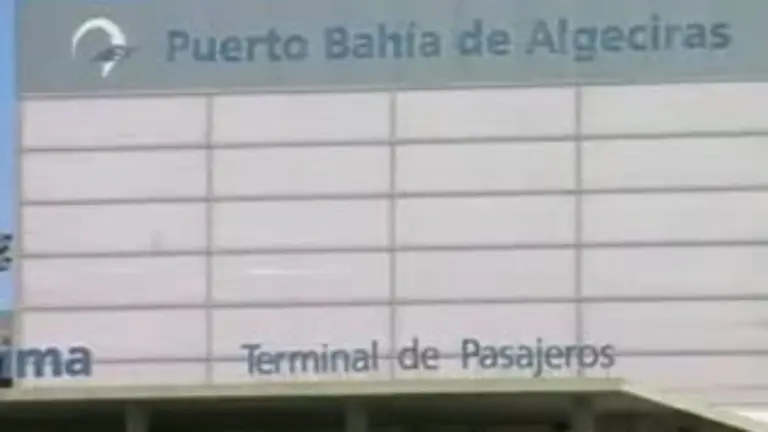 images/stories/Agosto2010/1111111111puertoalgecirasdfer.jpg