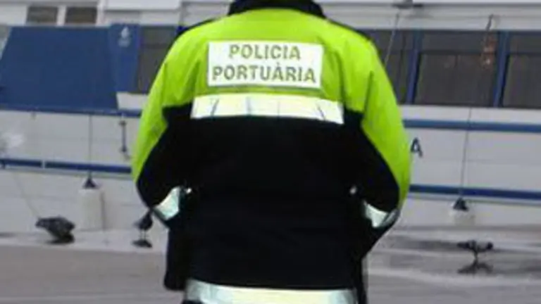 Polic&iacute;a Portuaria.