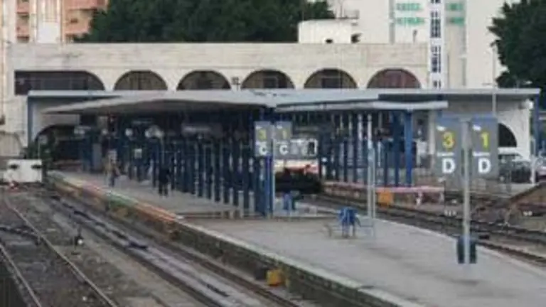 images/stories/2010octubre1/0000estaciontren.jpg
