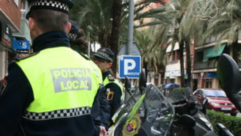 images/stories/2010diciembre4/0000policialo.jpg