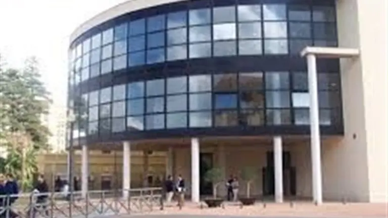 ayuntamiento de la l&iacute;nea