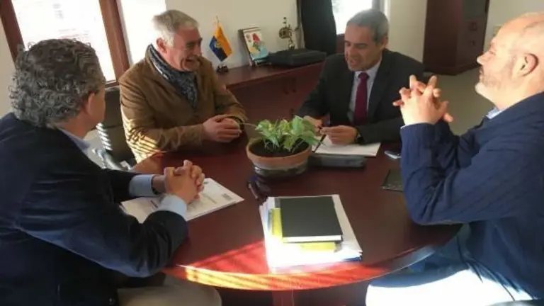 reuni&oacute;n del subdelegado