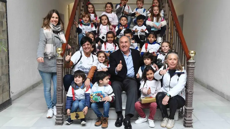 VISITA COLEGIO SALON DE PLENOS SAN BERNARDO