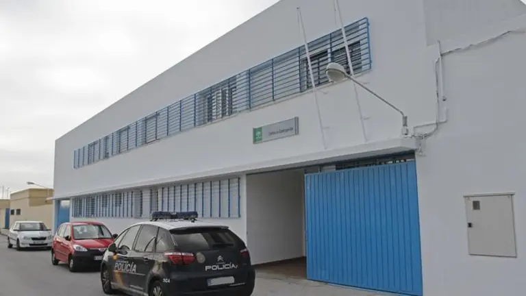 centro de menores de la l&iacute;nea