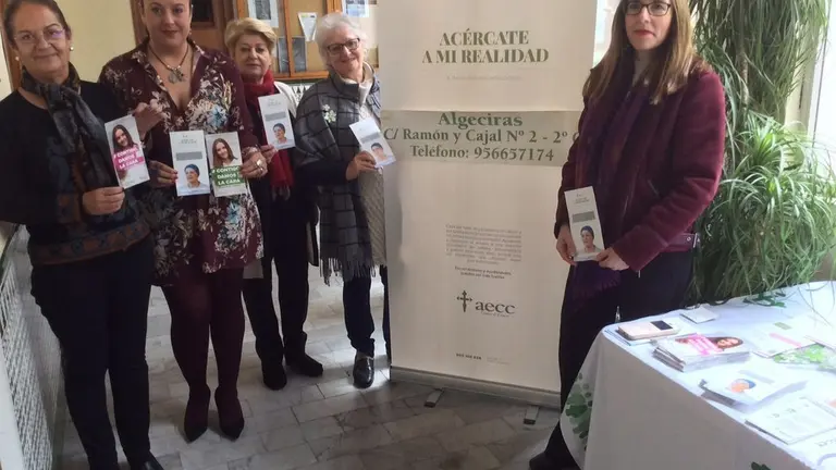+EXPOSICION ASOSIACION CONTRA EL CANCER