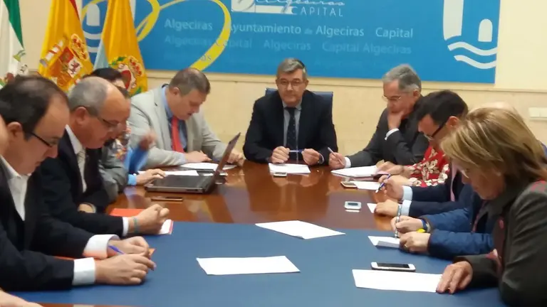 COMISI�_N INFORMATIVA DE HACIENDA Y PERSONAL