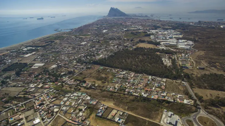 VISTAS-DE-LA-LINEA-DESDE-HI