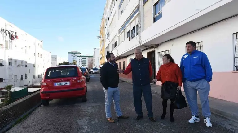 reparan-la-calzada-de-la-calle-doctor-carreras