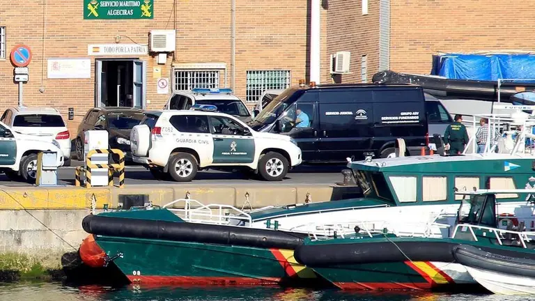 servicio mar&iacute;timo