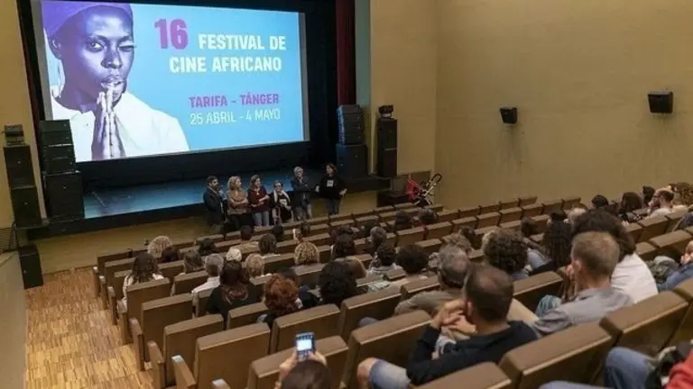 EuropaPress_2117036_ANDALUC&Iacute;A_-C&aacute;diz_-_El_Festival_de_Cine_Africano_cierra_su_edici&oacute;n_2019_con_un_16_por_ciento_m&aacute;s_de_espectadores