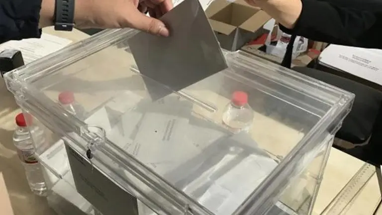votar