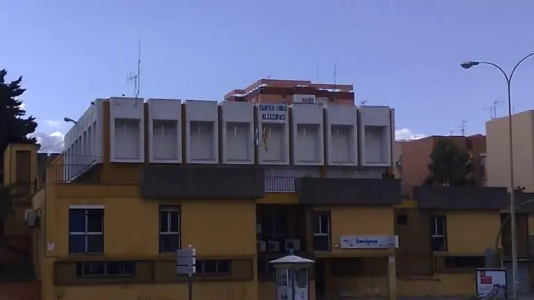 uned
